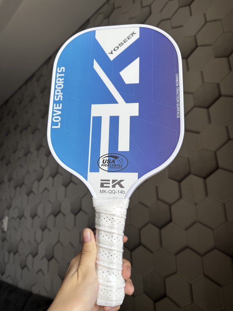 Pickleball Paddle (Category: Racket and Ball Sports) located in Cagayan de Oro. Submitted by thepickleballseller (Listing ID 1427968754, Image 1). Description: high quality pickleball paddle Honeycomb Core good for beginners 14mm paddle.