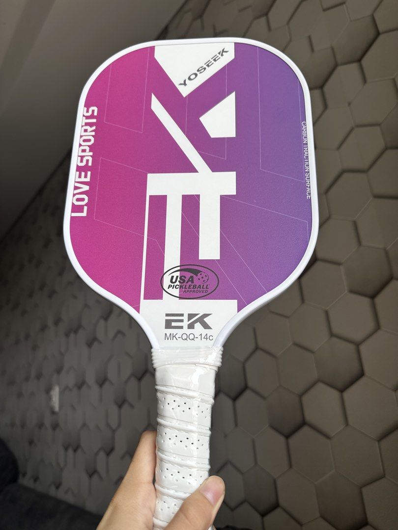 Pickleball Paddle (Category: Racket and Ball Sports) located in Cagayan de Oro. Submitted by thepickleballseller (Listing ID 1427968754, Image 3). Description: high quality pickleball paddle Honeycomb Core good for beginners 14mm paddle.