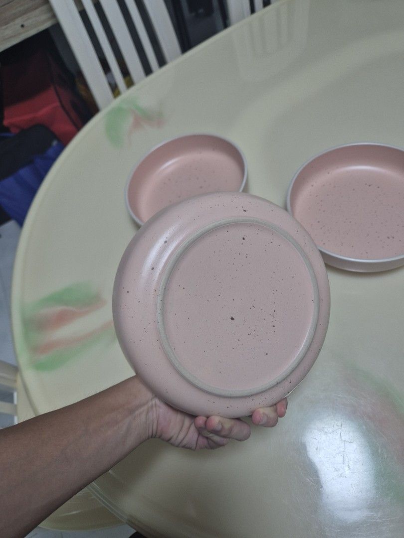Pink Ceramic Plates - Set of 3480089509610147843