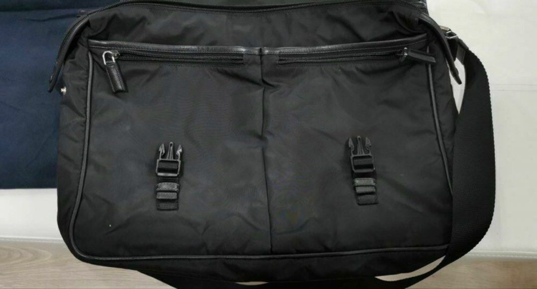 Prada Nylon Messenger Bag (Category: Luxury Bags & Wallets) located in Manila. Submitted by cosmicdeer_982e25 (Listing ID 1428071359, Image 3). Description: Mens messenger bag nylon prada.