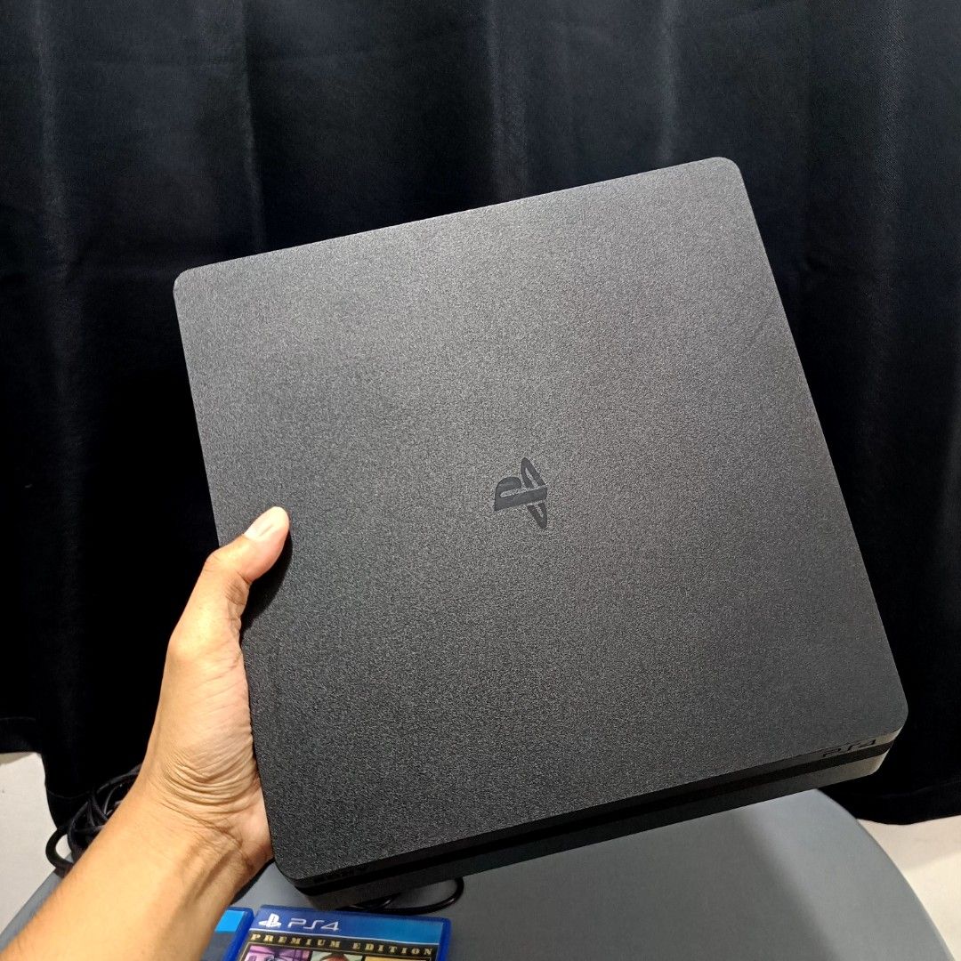 PS4 Slim 500Gb With 1 Original Controller and 2 Disc Games (Category: PlayStation) located in Quezon City. Submitted by senmaxxing (Listing ID 1428043191, Image 2). Description: Price: 8000 Only Fixed! Lowballers will be ignored No box pero Makinis & Intact Seal Never nabuksan / pwede pang regalo PS4 Slim 500Gb System 12.52 Jailbreakable Comes with Power cord & HDMI 1 Original Controller & 2 Disc Games GTA V COD Modern Warfare Installed Games: Na