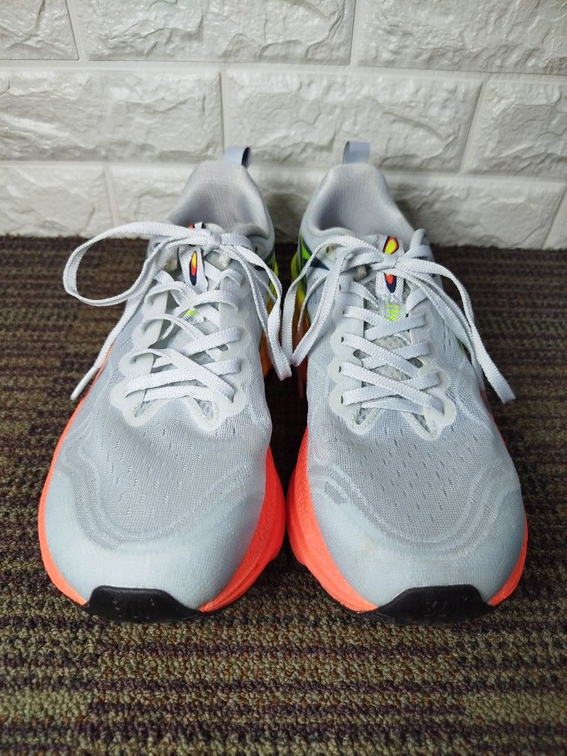 QURK Running Shoes - Gray/Orange (Category: Sneakers) located in Floridablanca. Submitted by lien_amacan (Listing ID 1427973860, Image 2). Description: 361 Degrees - Flame 4 MIX Size : US 9.5/EUR 43 Price: 1,500.00 Location: Floridablanca, Pampanga .