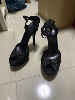 (Category: ) located in . Submitted by mummy_cc (Listing ID 1428072481, Image 1). Description: .