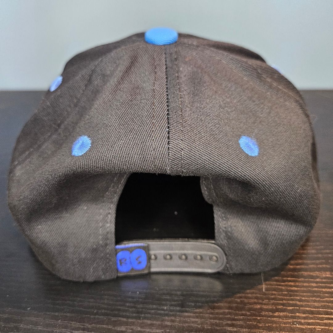 RuneScape Bob's Brilliant Axes Hat (Category: Caps & Hats) located in Santa Rosa. Submitted by mcaps26 (Listing ID 1428015957, Image 3). Description: RuneScape Hat.