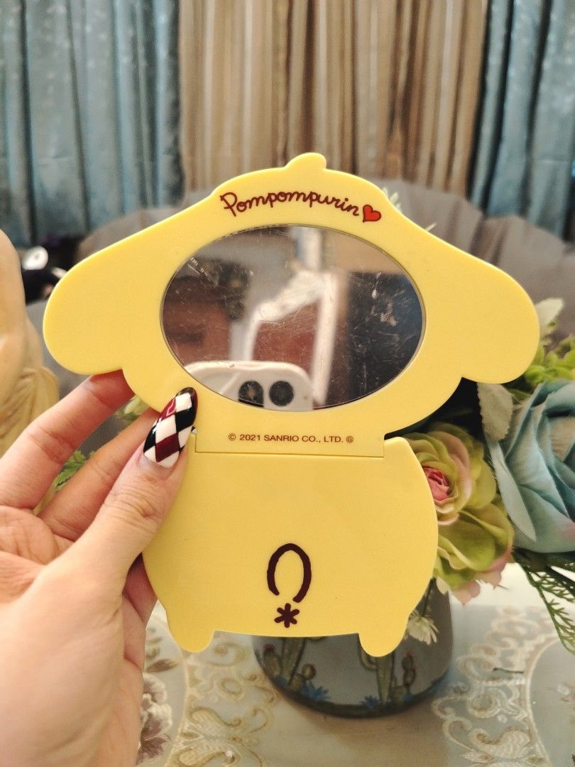 Sanrio Pompompurin Foldable Pocket Mirror (Category: Mirrors) located in San Fernando. Submitted by jpmarketplace2023 (Listing ID 1428013395, Image 2). Description: 💚 All items are authentic from Japan. 💛 MOP: GCash (❌️ GCash Protect) 🩵 MOD: LBC only (❌️ S. Checkout, COD, COP) 💙 Meet-up: Vista Mall, San Fernando, Pampanga 💜 All items are on-hand. 🧡 First to pay gets the item first. ❤️ Breakable items are packed with care and caution. Seller