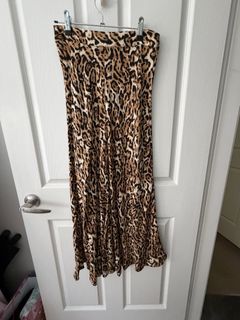 (Category: ) located in . Submitted by findingnewhomesforthings (Listing ID 1428039574, Image 1). Description: .