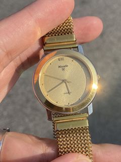 (Category: ) located in . Submitted by arrowvintagewatches (Listing ID 1428023548, Image 1). Description: .