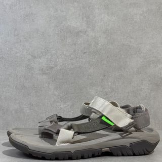 (Category: ) located in . Submitted by thriftby.ejay (Listing ID 1428066215, Image 1). Description: .