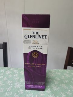 Glenlivet Triple Cask Matured Distiller's Reserve, Traditional, American White Oak & Ex-Sherry Cask, 40% whisky bottle