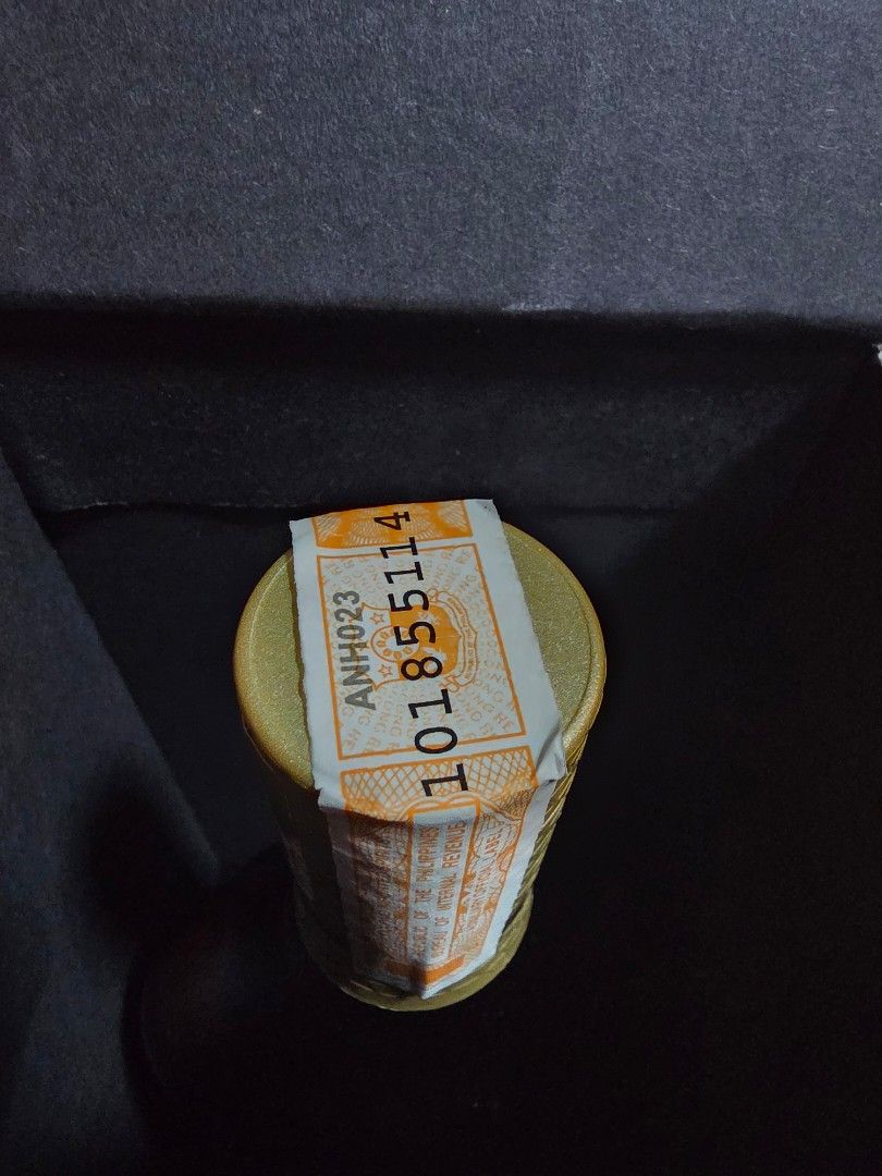 The Macallan 18 Years Old Sherry Oak Cask (Category: Beverages) located in Quezon City. Submitted by jrnsunga (Listing ID 1428063790, Image 2). Description: 2 bottles available can give very good discount if buying both bottles. Guaranteed Authentic.
