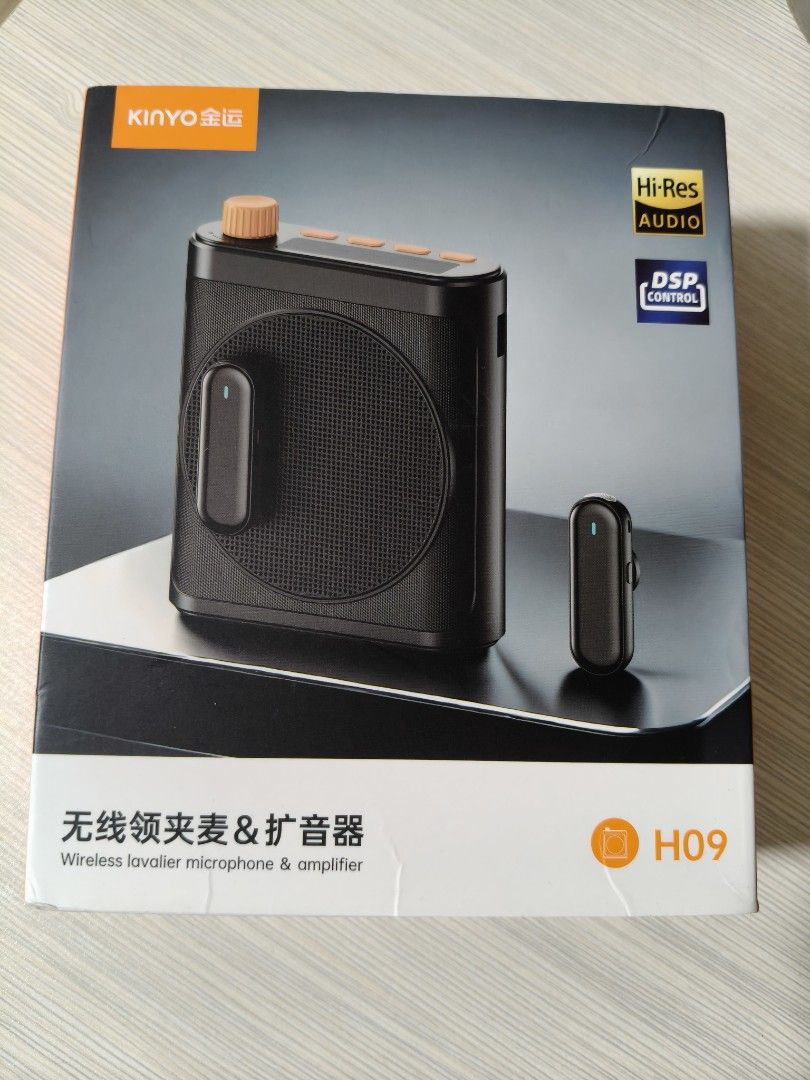 Wireless Lavalier Microphone & Amplifier