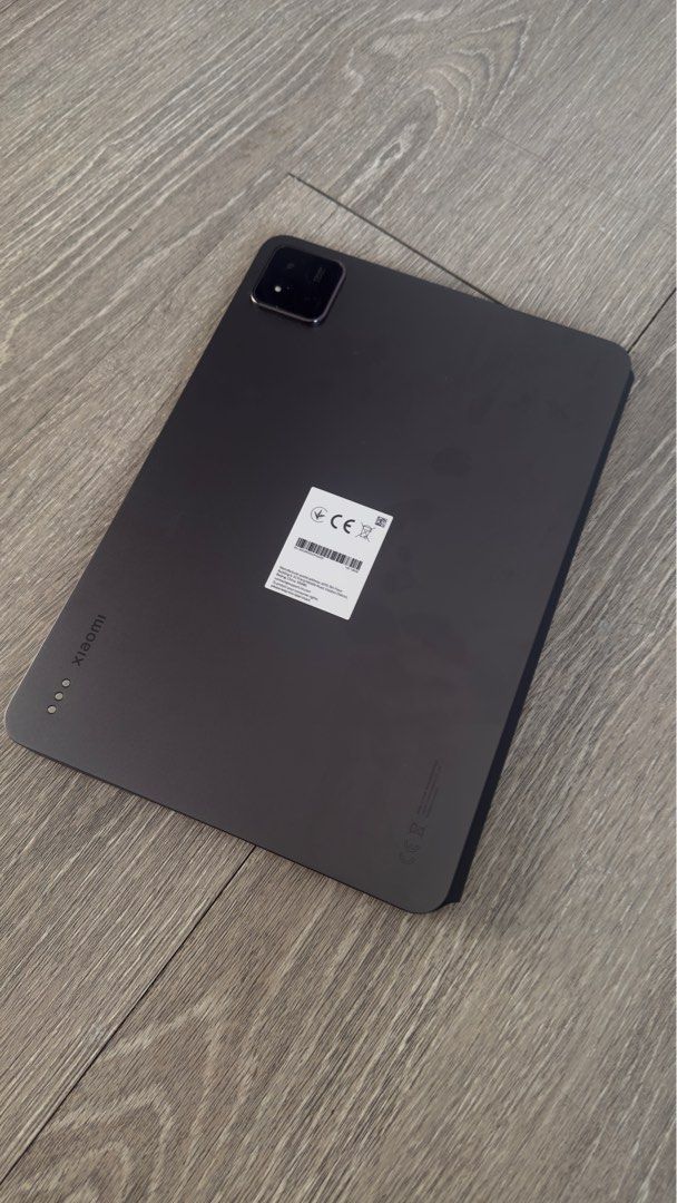 Xiaomi Pad 7 (Category: Android) located in Manila. Submitted by christian33sze (Listing ID 1427948348, Image 2). Description: For Sale Xiaomi Pad 7 8gb ram/ 128gb memory Good Condition no issue unli check upon meet up Vito cruz loc 14k nego.