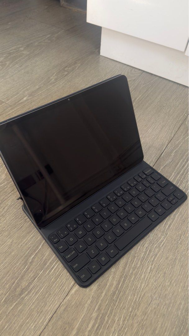 Xiaomi Pad 7 (Category: Android) located in Manila. Submitted by christian33sze (Listing ID 1427948348, Image 1). Description: For Sale Xiaomi Pad 7 8gb ram/ 128gb memory Good Condition no issue unli check upon meet up Vito cruz loc 14k nego.