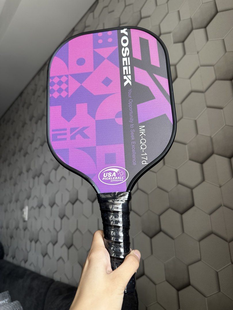 YOSEEK Pickleball Paddle (Category: Racket and Ball Sports) located in Cagayan de Oro. Submitted by thepickleballseller (Listing ID 1427968538, Image 3). Description: high quality pickleball paddle Honeycomb Core good for beginners 14mm paddle.