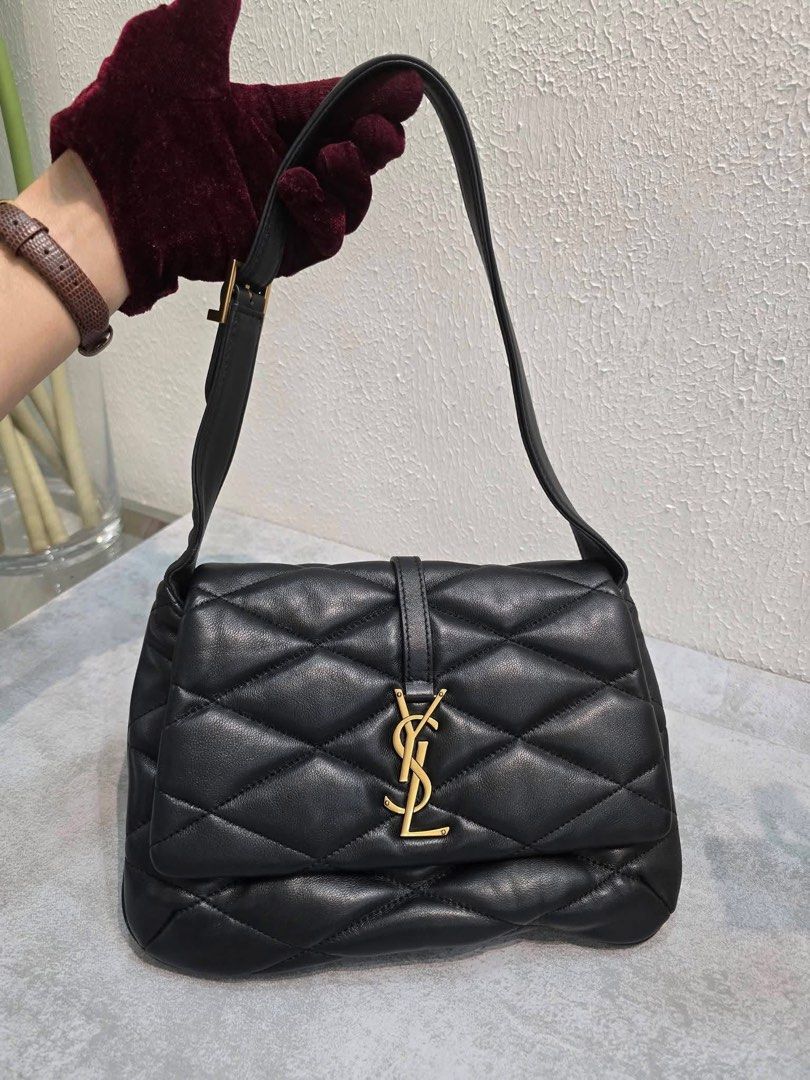 YSL Le 57 Hobo bag (Category: Luxury Bags & Wallets) located in Aparri. Submitted by secondloop_695 (Listing ID 1428000451, Image 1). Description: - With Searchable CODE ✅ - ¥SL Le 57 Hobo Bag - Small size 🅿️ 25000+ shipping fee ✅ .