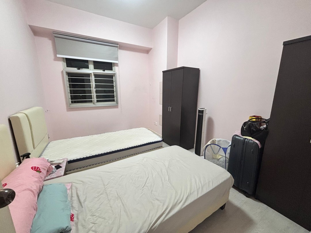 (Category: ) located in . Submitted by shiokk (Listing ID 1428146941, Image 1). Description: .