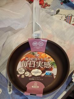 （分類：）位於 。 由 Karlie2008 提交（商品編號 1428162605，圖片 1）。簡介： 。
