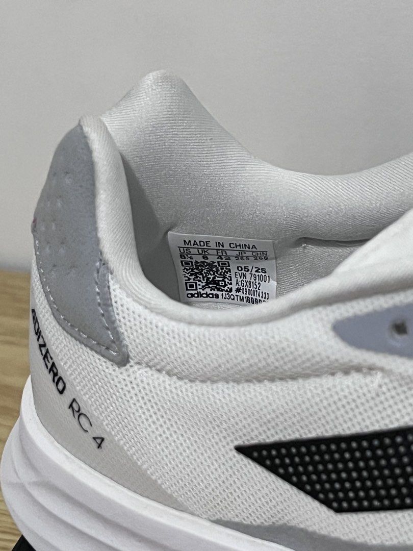 Adidas Adizero RC 4 (Original) (Category: Sneakers) located in Quezon City. Submitted by edurbansky_09 (Listing ID 1428216265, Image 2). Description: Brandnew Adidas Adizero RC 4 Size: 8.5 Men’s Color : White Purchase: Adidas Store Marikina RFS: Too many shoes Please don’t hesitate to inquire about the shoes.