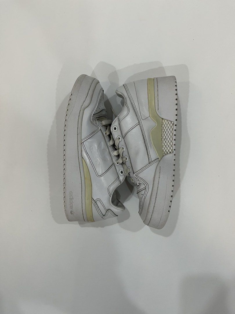 Adidas Forum Low White Sneakers (Category: Sneakers) located in Dagupan City. Submitted by nigsstuff.com (Listing ID 1428243037, Image 1). Description: Very good condition no issues Not ukay Size 7.5 Us Uk 6.