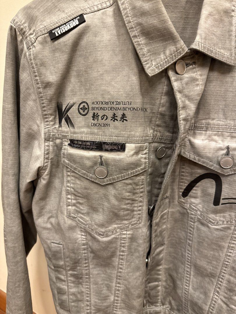 Evisu Jacket size S (Category: Coats, Jackets and Outerwear) located in Singapore. Submitted by phuturie (Listing ID 1428217521, Image 2). Description: Evisu jacket size S Very new .