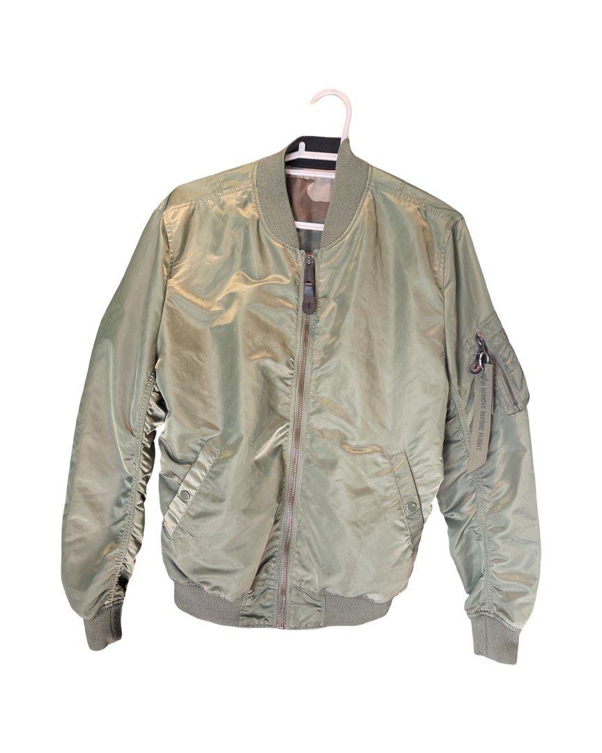 Alpha Industries MA-1 Bomber Jacket Limited Reversible camo (Category: Coats, Jackets and Outerwear) located in Makati City. Submitted by chuckap (Listing ID 1428108977, Image 1). Description: Color: Olive green/ Multicam green Size: medium Condition: used 9/10 .
