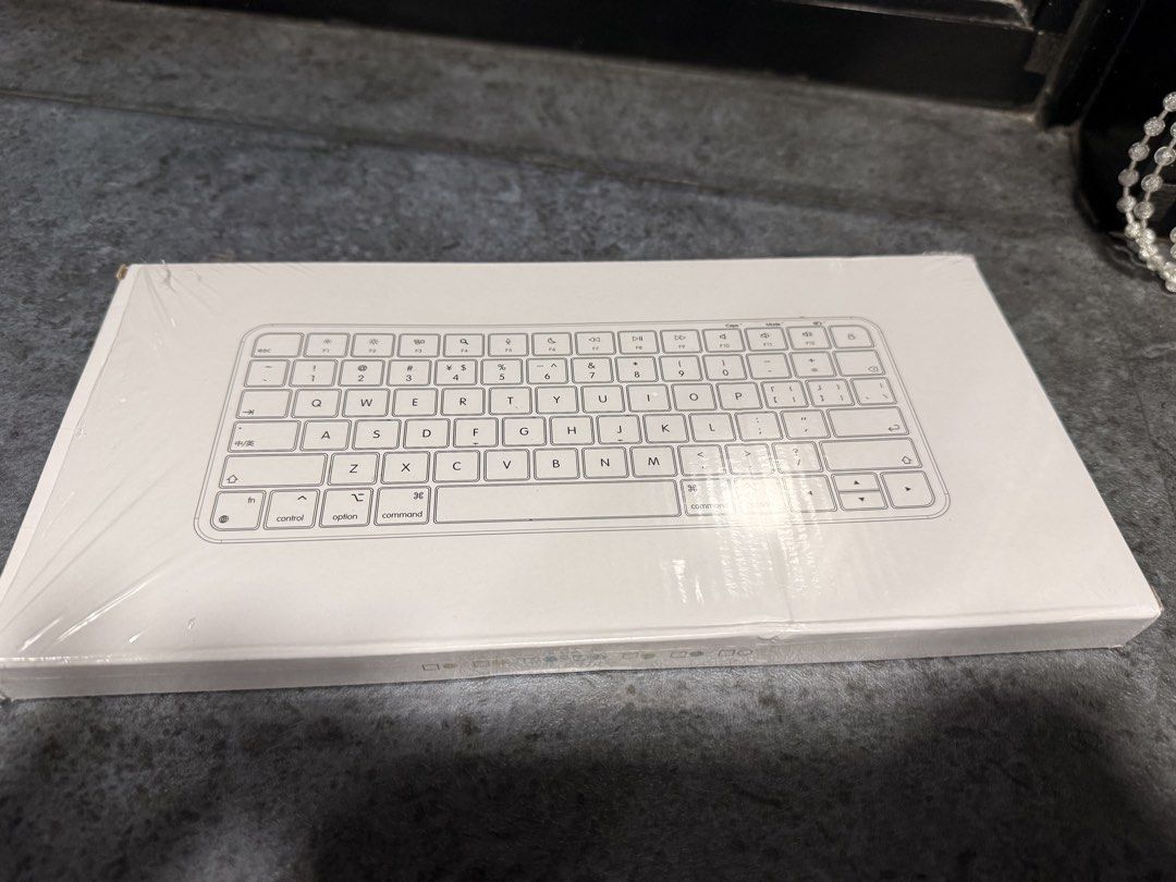 Apple like Bluetooth keyboard463279551907768323