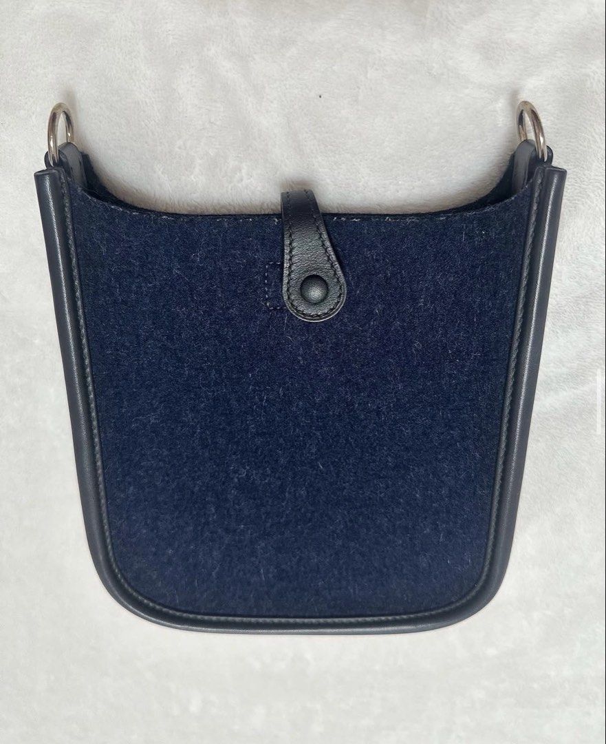 Authentic Hermes Mini Evelyne Bag (Category: Luxury Bags & Wallets) located in Manila. Submitted by luxestuffph (Listing ID 1428170033, Image 2). Description: Composition Outer: Calf Leather 100%, Canvas 100%.