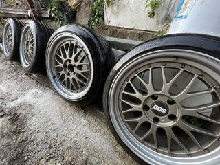 （分類：）位於 。 由 ronlai9903 提交（商品編號 1428179736，圖片 1）。簡介： 。