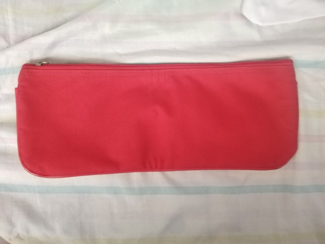Billabong Strawberry Pencil long case (Category: Cases & Sleeves) located in Manila. Submitted by issabakikay (Listing ID 1428100094, Image 3). Description: Billabong pencil case features a vibrant strawberry print on a white background. It has a red zipper and a red interior. Inside, there is a small pocket for organizing smaller items..