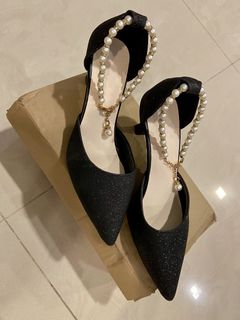 (Category: ) located in . Submitted by preloved-c (Listing ID 1428150621, Image 1). Description: .