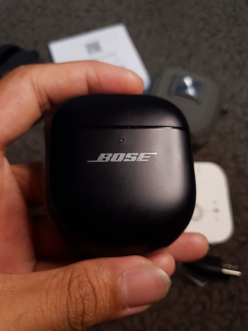 Bose QuietComfort Ultra Earbuds CASE (Category: Earphones) located in Manila. Submitted by seca. (Listing ID 1428100520, Image 1). Description: Sale: Bose QuietComfort Ultra Earbuds CASE Overall condition: 9/10 Color: black 100% Original / Authentic Battery Life: • Earbuds: up to 6+ hrs (≈estimated ko 4+ hrs with Immersive Audio on) • With case: up to 24 hrs total (3x full cycle) • USB-C charging • Fast charge: 20 mins = up to 2 hrs playback Note