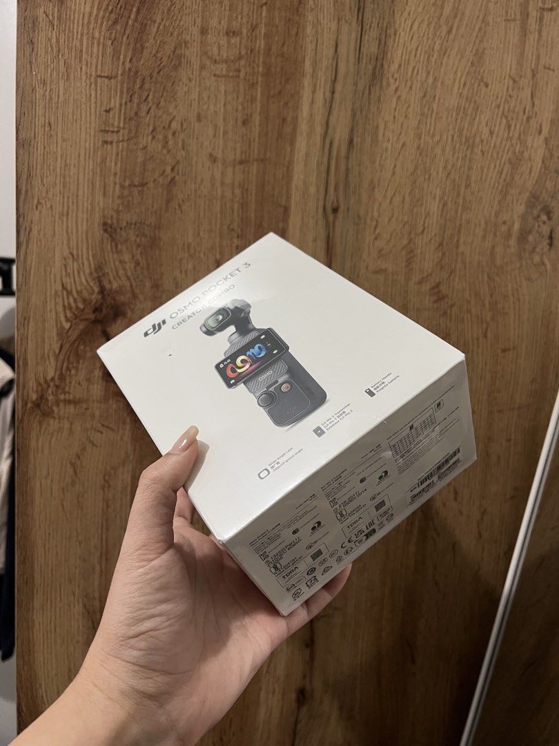 Brandnew Sealed DJI Osmo Pocket 3 Creator Combo (Category: Cameras) located in Manila. Submitted by annesson (Listing ID 1428123754, Image 3). Description: FOR SALE! With 1-year local warranty (DJI Authorized Service Center) Brandnew/Sealed DJI Osmo Pocket 3 Creator Combo (locally purchased from DJI Store) Buyer to open and activate Pick up or Meet up only Location: Taft Manila/Bulacan by schedule.