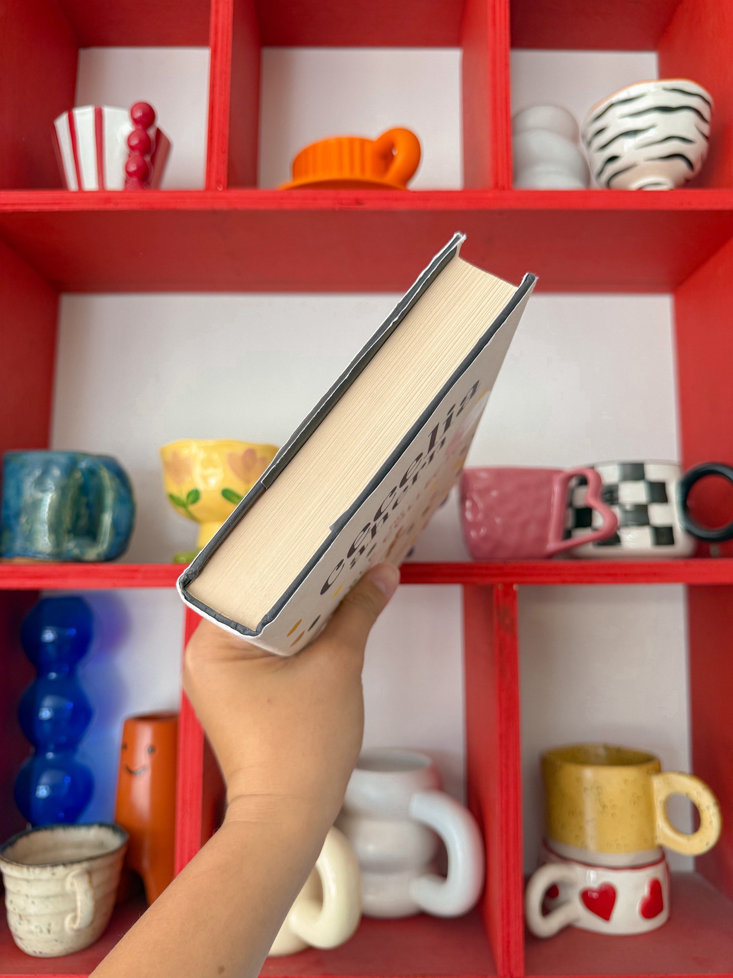 Cecelia Ahern The Marble Collector (Category: Storybooks) located in Orani. Submitted by dohertytt (Listing ID 1428126725, Image 2). Description: .