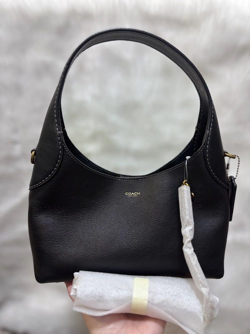Coach Brooklyn Shoulder Bag (Category: Luxury Bags & Wallets) located in Marikina City. Submitted by airamarie999 (Listing ID 1428174797, Image 2). Description: .