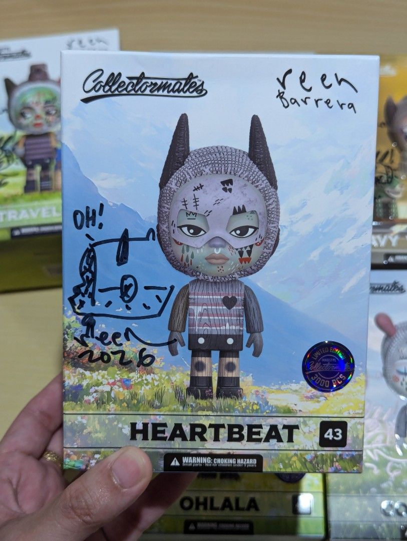 Collectormates Reen Barrera Designer Figures (Category: Designer & Blind Box Toys) located in Manila. Submitted by naththerealme (Listing ID 1428203549, Image 2). Description: Php 1,199.00 Reen Barrera Collectormates Heavyweight Traveler Prayer Ohlala - SOLD Heartbeat Comedian.