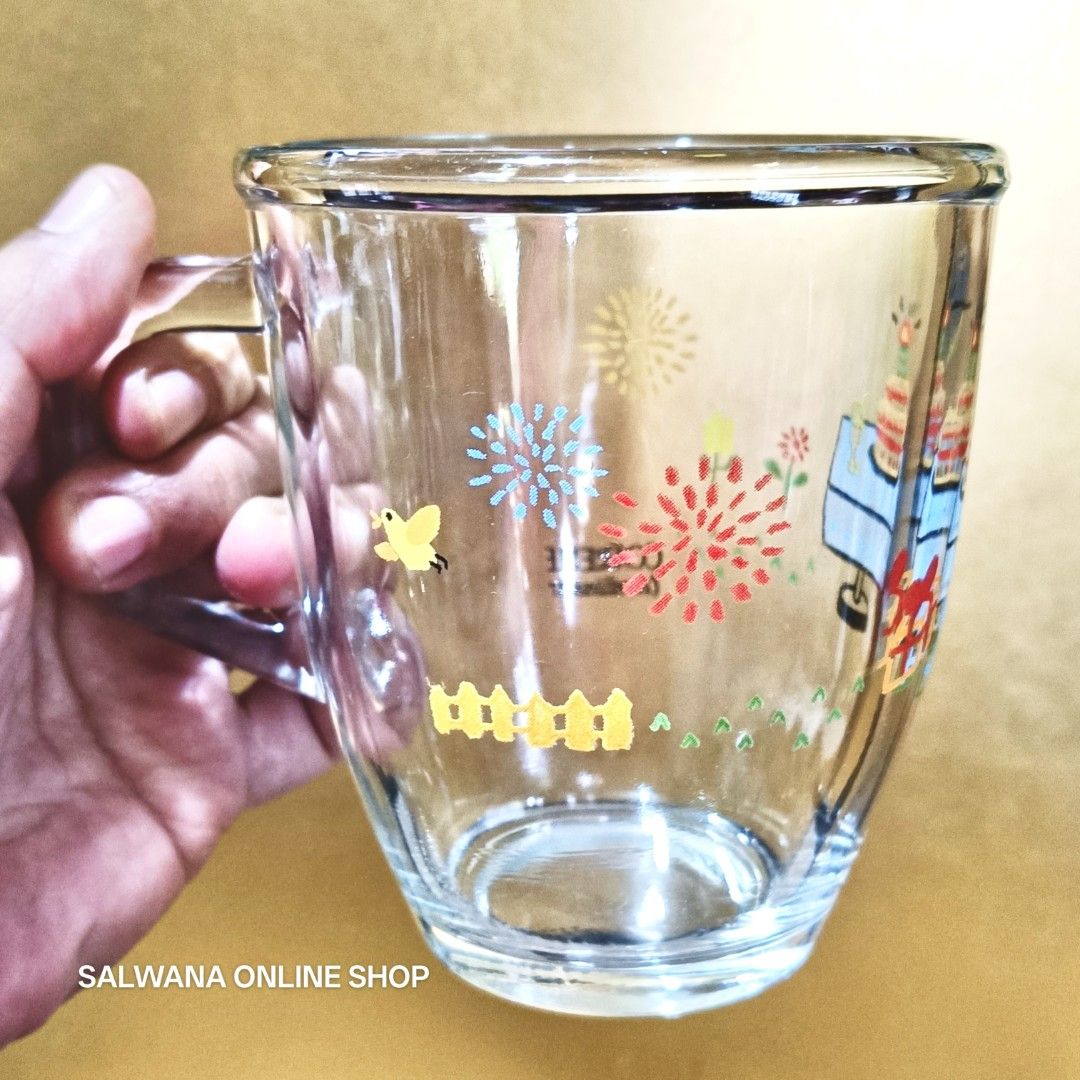 CORELLE COORDINATES GLASS MUG EASY WEEKEND 320ML • JAPAN SURPLUS (Category: Dinnerware & Cutlery) located in Mabalacat. Submitted by salwanaonlineshop (Listing ID 1428104680, Image 2). Description: CORELLE COORDINATES GLASS MUG EASY WEEKEND 320ML • JAPAN SURPLUS 🇯🇵 It is not heat-resistant tempered glass, but a general glass product. 🇯🇵 DO NOT MICROWAVE. 🇯🇵 Lightly Used - has some minimal minor light scratches only 🇯🇵 320ml capacity 🇯🇵 