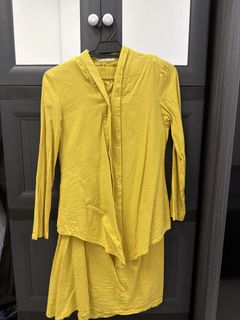 (Category: ) located in . Submitted by mira.closet (Listing ID 1428151014, Image 1). Description: .