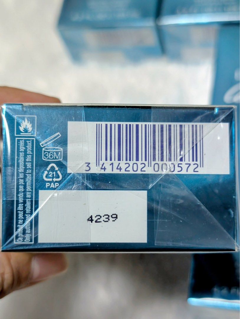 Davidoff Cool Water Eau de Toilette 125ml (Category: Fragrance & Deodorants) located in Caloocan City. Submitted by rowee27 (Listing ID 1428155300, Image 2). Description: For men 125ml.