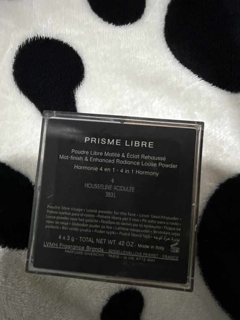 Givenchy Prisme Libre Loose Powder (Category: Makeup) located in Baguio. Submitted by caieane (Listing ID 1428196920, Image 2). Description: Barely used around 95%-90% pa. Bought from US. Still have the box. Shade: 04 Mousseline Acidulee RFS: I use the CT powder waaayy more.