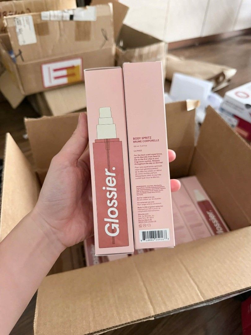 Glossier lilyhaze body spray (Category: Fragrance & Deodorants) located in Marikina City. Submitted by eudaimoniastudio (Listing ID 1428200603, Image 2). Description: .
