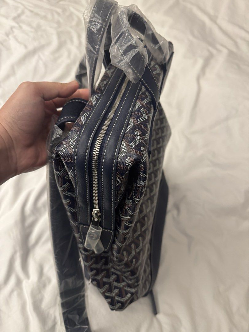 Goyard Backpack Navy Blue (Category: Luxury Bags & Wallets) located in Quezon City. Submitted by MGRAA (Listing ID 1428239497, Image 3). Description: Brand new With dustbag, paperbag, booklet, receipt.