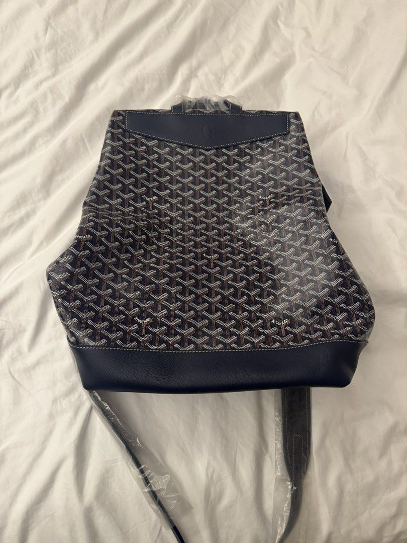 Goyard Backpack Navy Blue (Category: Luxury Bags & Wallets) located in Quezon City. Submitted by MGRAA (Listing ID 1428239497, Image 1). Description: Brand new With dustbag, paperbag, booklet, receipt.