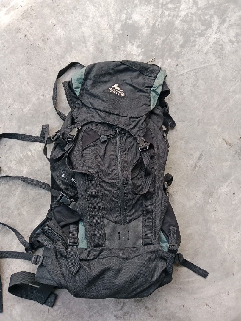 Gregory Backpack (Category: Backpacks) located in Kuala Lumpur. Submitted by muhammadaz84838 (Listing ID 1428255665, Image 1). Description: Black Gregory backpack with multiple compartments and adjustable straps. Padding design very comfortable sesuai untuk hiking camping Karrimor The North Face Deuter Lafuma Petzl La Sportiva Lowe Alpine semoga owner baru jaga dengan baik.