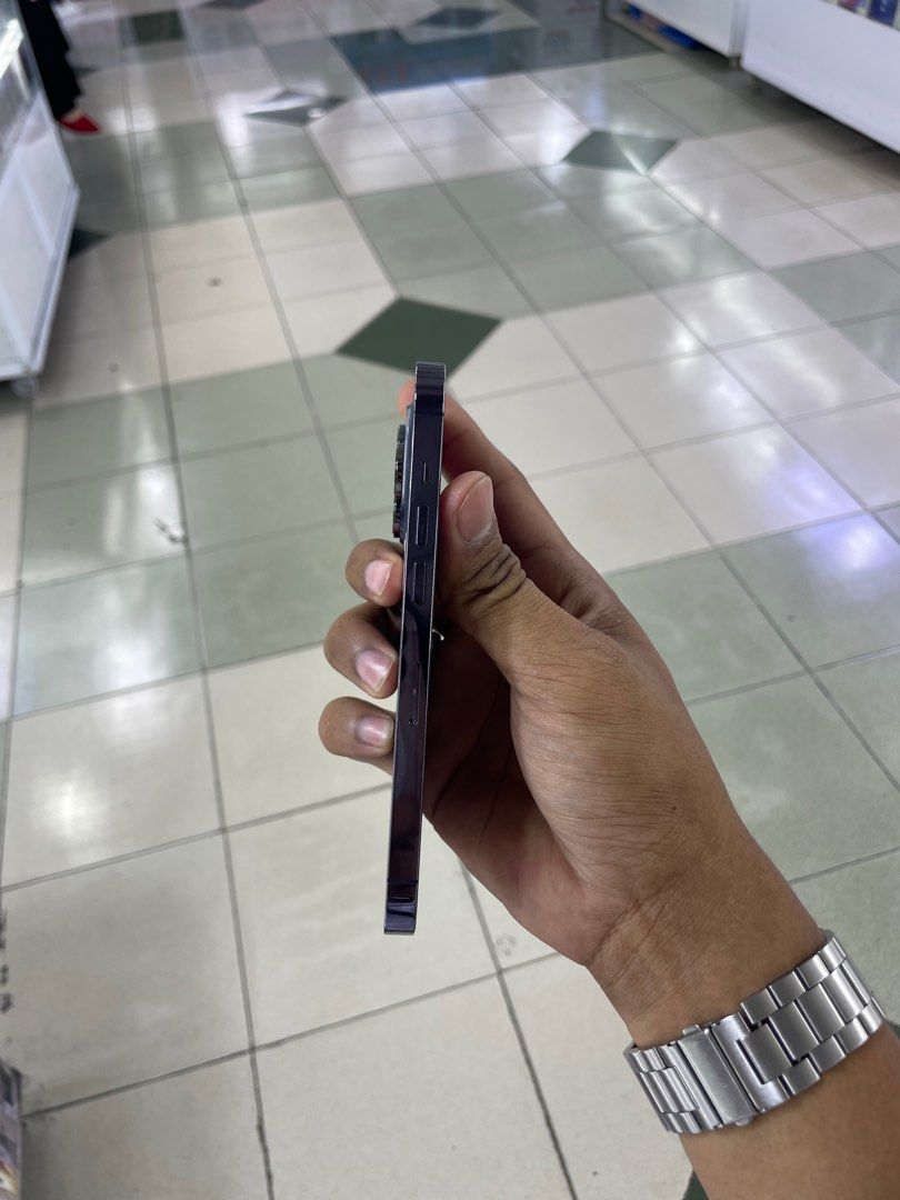 iPhone 14 Pro Max 1TB 96% bh ntc openline no issue (Category: iPhone 14 Series) located in Manila. Submitted by benshop. (Listing ID 1428220286, Image 3). Description: ON HAND | TRADE/SWAP BenShop Price : 40,000 php ▫️On hand: iPhone 14 Pro ▫️1tb ▫️Openline/Factory unlocked ▫️Deep purple ▫️96% Batt health ▫️Ntc Local Variant ▫️All Features Working INCLUSIONS & FREEBIES: *CHARGER SET *CLEAR CASE *TEMPERED GLASS MODE OF TRANSACTION: ▫️ STORE PICK U