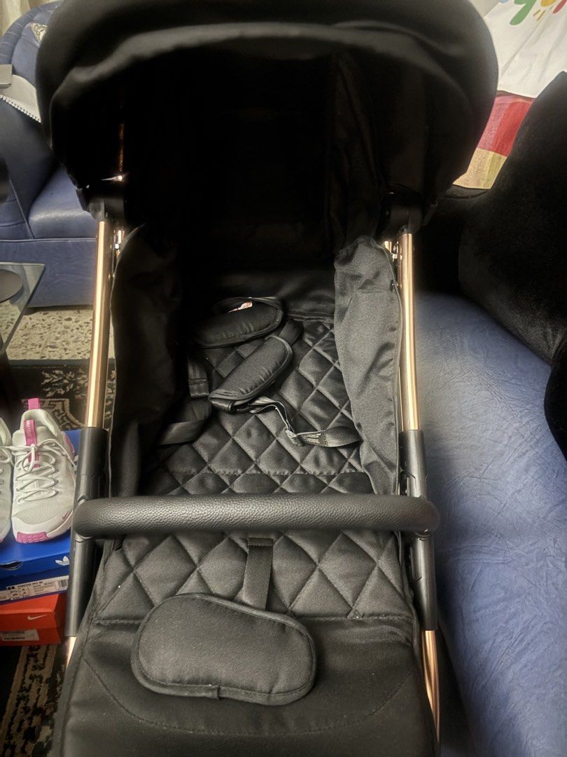 Kikkaboo cloe (Category: Strollers) located in Pasig City. Submitted by hypefitters (Listing ID 1428252662, Image 2). Description: Hardly used since we have 2 other strollers Can be used from newborn up to 22kg 5 point harness 360 rotation of front wheels Lightweight aluminum frame One hand folding system Can fully recline.