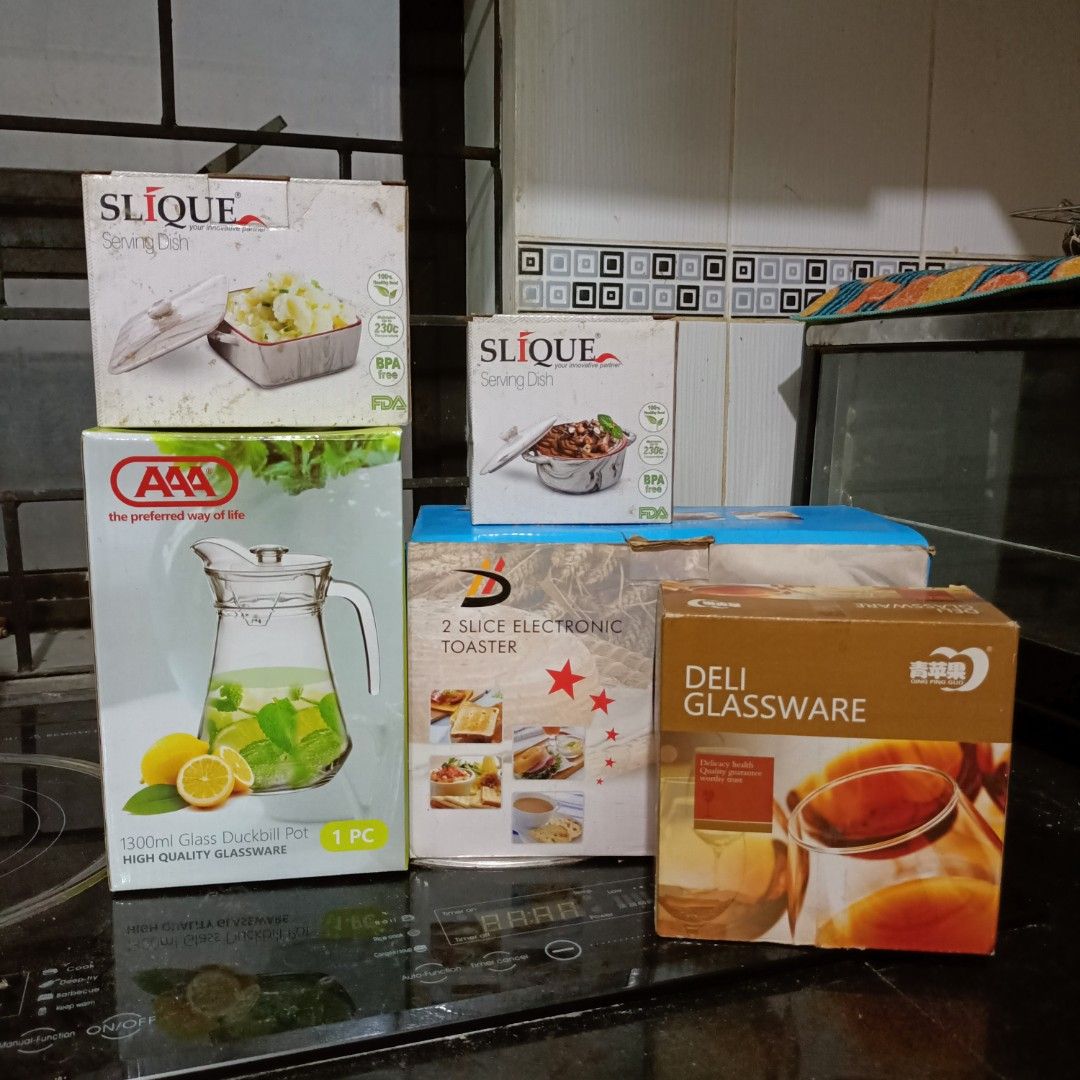 Kitchenware Set (Category: Other Kitchenware & Tableware) located in Makati City. Submitted by crstnemrise (Listing ID 1428184532, Image 2). Description: •For take all •Can be bought individually .