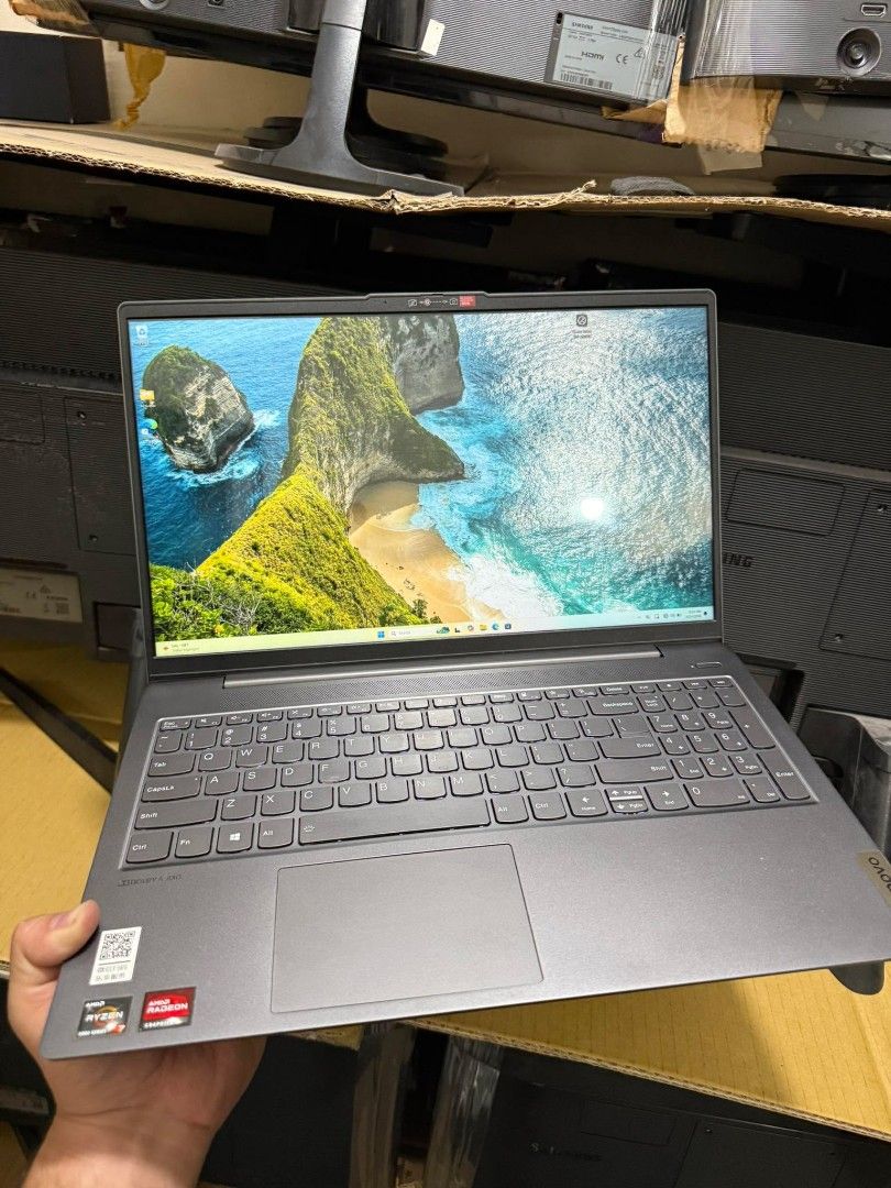 Lenovo air 15ALC (Category: Laptops & Notebooks) located in Manila. Submitted by happyearth.953a15 (Listing ID 1428252684, Image 1). Description: Lenovo air 15ALC Ryzen 7 5700U AMD Radeon graphics 16g ram 512gb nvme Windows 11 pro OS Unit with charger No issue ✅ Makinis pa ✅ Unit with type C charger 💸💸 21,000 Location: San Andres bukid manila Pick up or meet up.