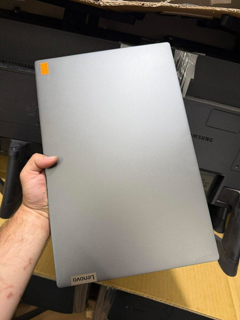 Lenovo air 15ALC (Category: Laptops & Notebooks) located in Manila. Submitted by happyearth.953a15 (Listing ID 1428252684, Image 2). Description: Lenovo air 15ALC Ryzen 7 5700U AMD Radeon graphics 16g ram 512gb nvme Windows 11 pro OS Unit with charger No issue ✅ Makinis pa ✅ Unit with type C charger 💸💸 21,000 Location: San Andres bukid manila Pick up or meet up.