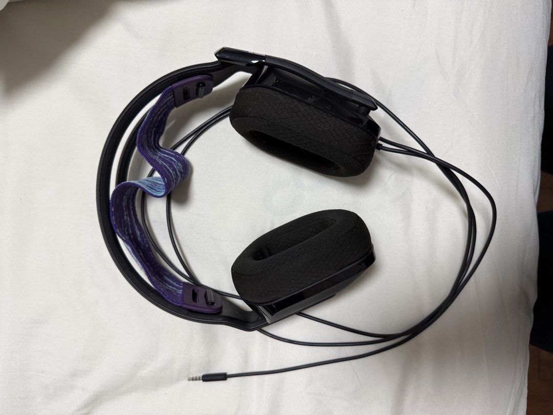 Logitech G335 Wired Gaming Headset - Black
