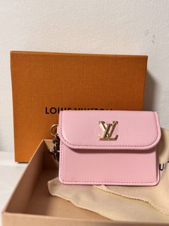 (Category: ) located in . Submitted by shopkiera (Listing ID 1428200778, Image 1). Description: .